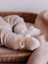 merino wol slofjes off white - merino wol baby slofjes - babyslofjes merino wol - merino wol slofjes - babyslofjes wol - wollen slofjes baby - merino wol