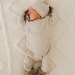baby muts zand - baby mutsje rib