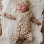 boxpakje meisje - geboorte pakje meisje - geboorte pakje - newborn pakje - newborn kleding meisje - boxpakje ruffle - boxpakje bloemen
