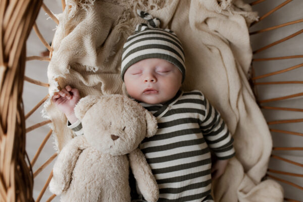 mutsje streep groen - babymutsje - newborn mutsje - geboorte mutsje - baby mutsje jongen