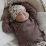 overslagshirt paars - baby overslagshirt paars - overslagshirt baby - overslagshirt baby paars - ruffle shirtje baby - ruffle overslagshirt meisje