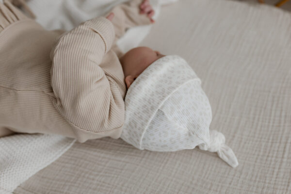 mutsje rib panter - babymutsje - geboorte mutsje - newborn mutsje