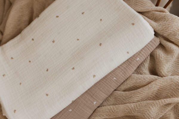 hydrofiele doek hartjes - swaddle hartjes - hydrofiel baby - swaddle baby