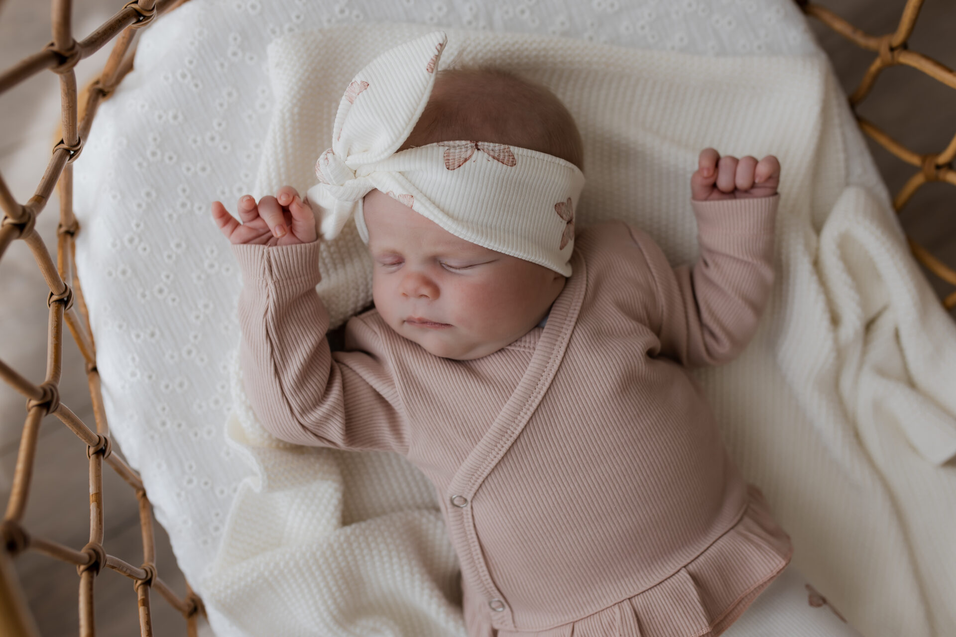 haarband rib vlinder - haarbandje meisje - newborn haarband - baby meisje haarband