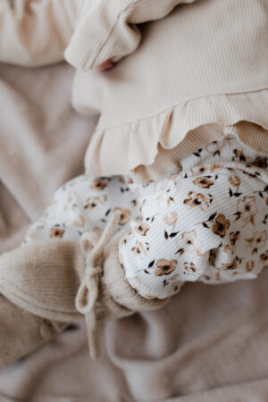 broekje rib brown flower - broekje bloemen - babybroekje bloemen - newborn kleding - geboorte pakje - newborn broekje meisje