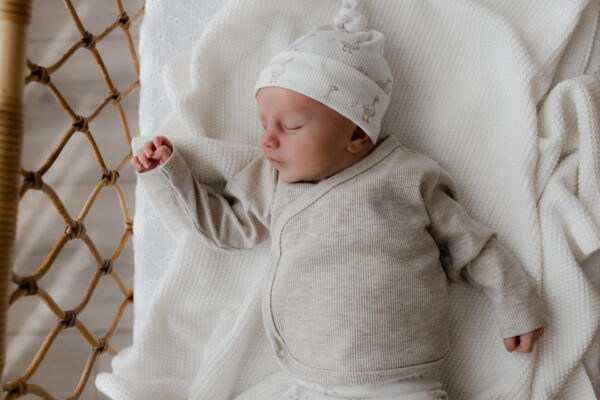 Overslagshirt rib zand melange - overslagshirt rib - baby overslagshirt - unisex overslagshirt - overslagshirt beige