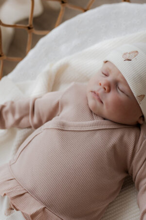 mutsje rib vlinder - babymutsje vlinder - newborn mutsje vlinder - geboortemutje vlinder