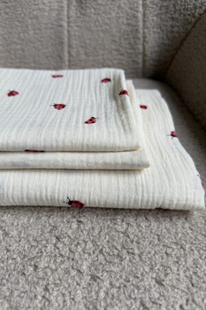 hydrofiele doek lieveheersbeestje - swaddle lieveheersbeestjes - hydrofiel lieveheersbeestjes - hydrofiel dieren - baby hydrofiele doek - hydrofiel lieveheerstbeest