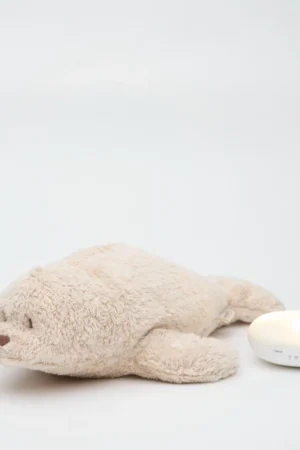 moonie seal zand - moonie seal - moonie zeehond - moonie zeehondje - moonie zeehondje zand - moonie knuffel - hartslagknuffel - baby hartslag knuffel - moonie - moonie sale - mooie uitverkoop